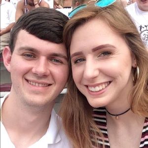 Meet your Posher, Carly